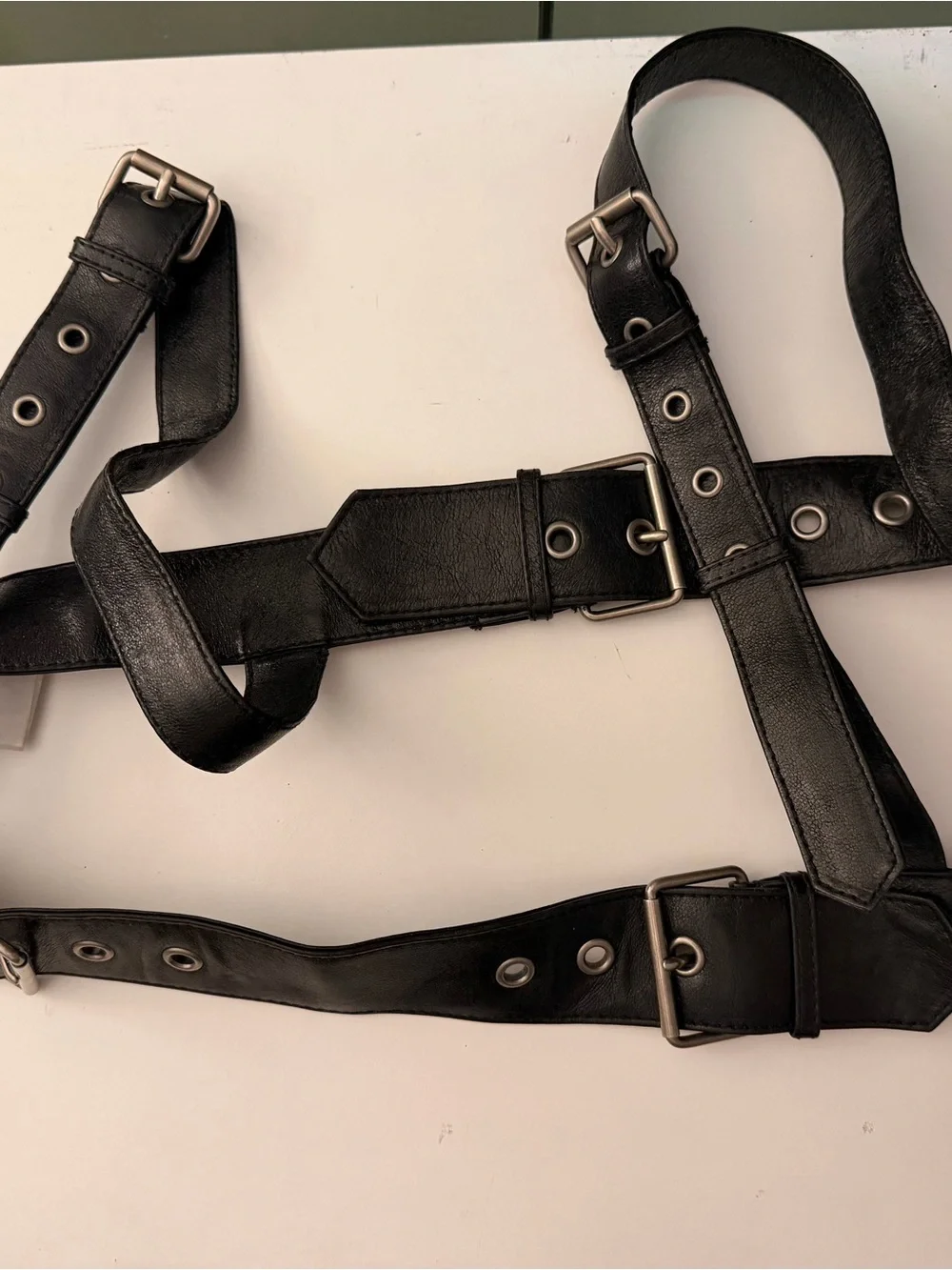 Gucci Black Leather Men's Harness Strap with Buckle and Grommet Details